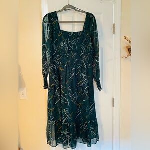 Nine West, Large, green dress. Length is between mid shin and the ankle
